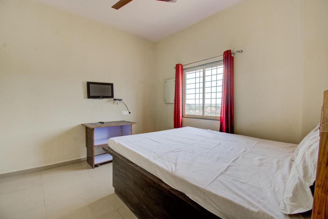 Spot On R D Homestay 1 Dispur Exterior foto